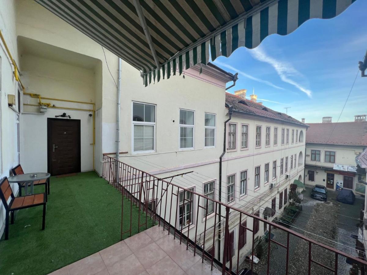 Ferienwohnung Apartament Teodora Hermannstadt Exterior foto